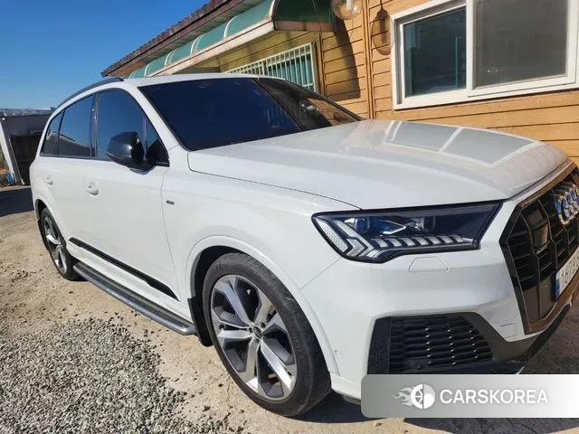 Audi Q7 (4M) 2023 Белый из Кореи