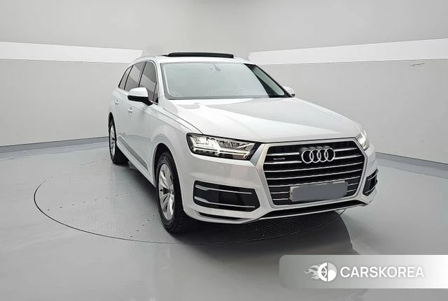 Audi Q7 (4M) 2019 Белый из Кореи