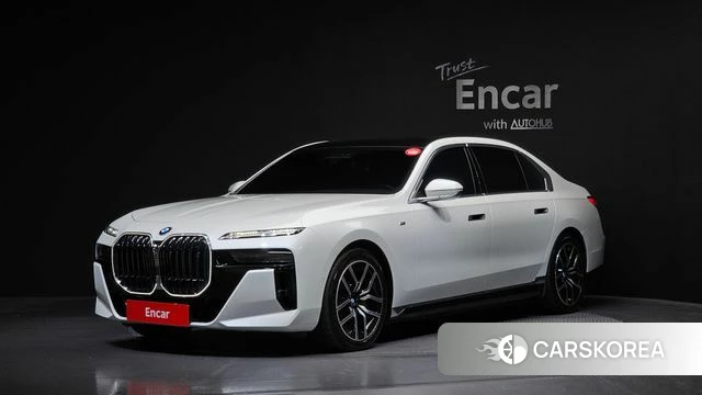 BMW i7 (G70) 2023 Белый из Кореи
