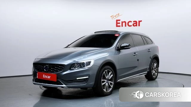Volvo V60 Cross-Country 2018 Серый из Кореи