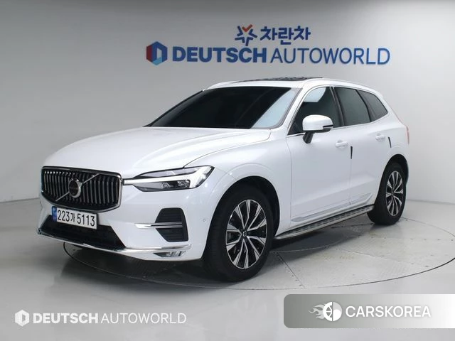 Volvo XC60 second Generation 2023 Белый из Кореи