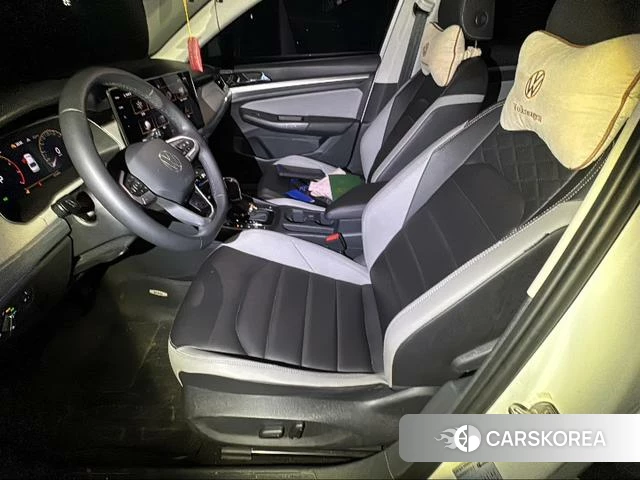 Volkswagen Bora 2023 Белый из Китая