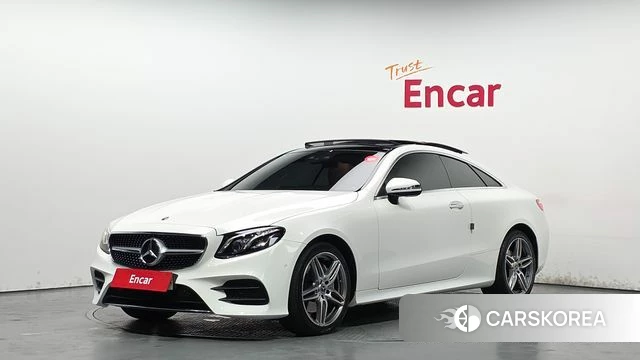 Mercedes-Benz E-Class W213 2018 Белый из Кореи