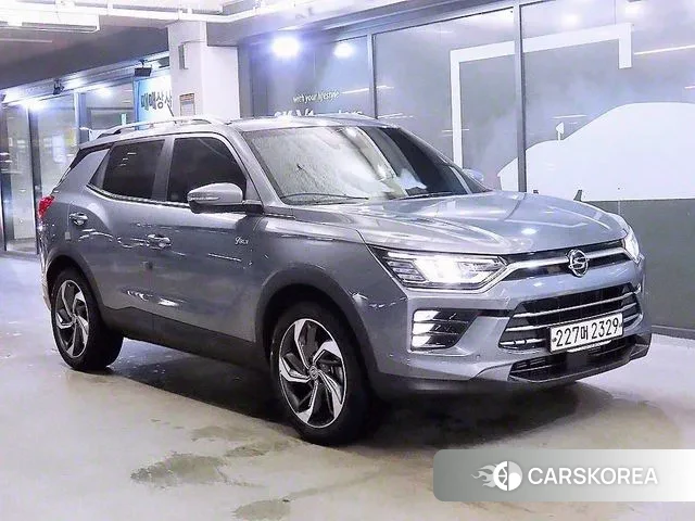 Ssangyong Beautiful Korando 2020 Серебристо-серый из Кореи