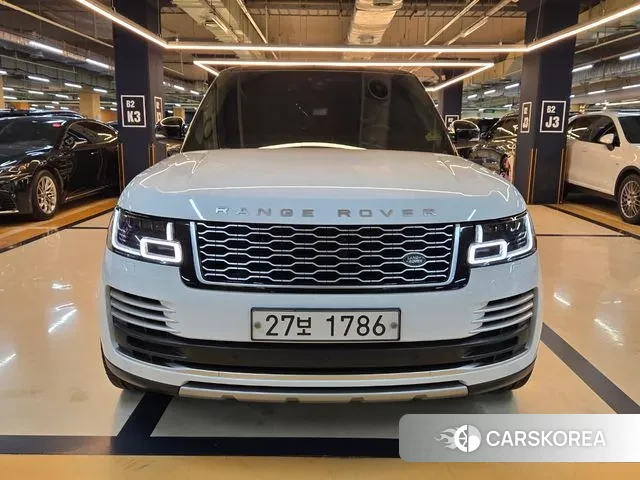 Land Rover Range Rover 4th Generation 2019 Белый из Кореи