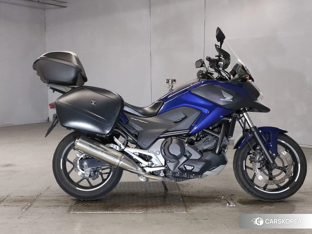 Проданный Honda NC750X DCT 2015 из Японии