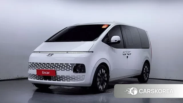 Hyundai Staria 2023 Белый из Кореи