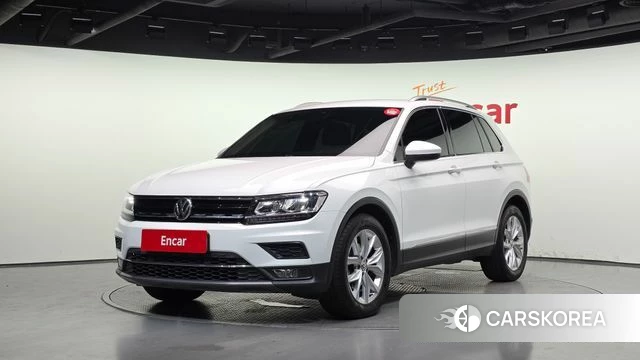 Volkswagen Tiguan second Generation 2018 Белый из Кореи