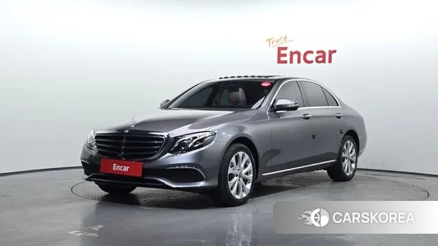 Mercedes-Benz E-Class W213 2018 Серый из Кореи
