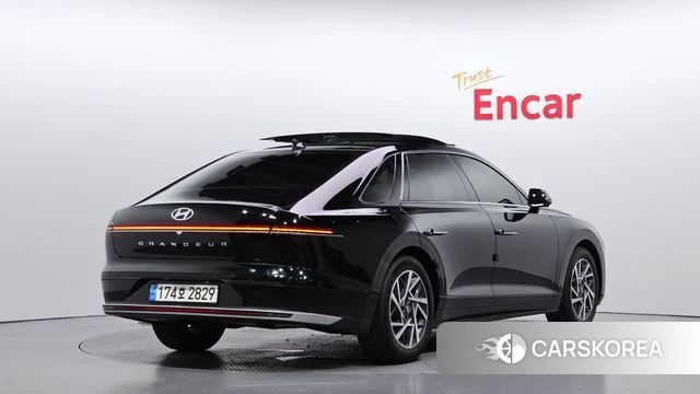 Hyundai Grandeur (GN7) 2023 Черный из Кореи