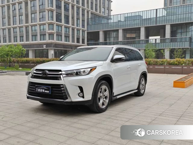 Toyota Highlander 2021 Белый из Китая