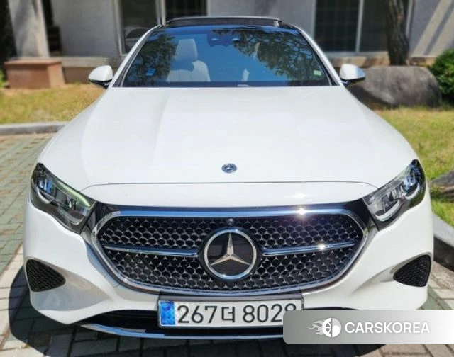 Mercedes-Benz E-Class W214 2024 Белый из Кореи