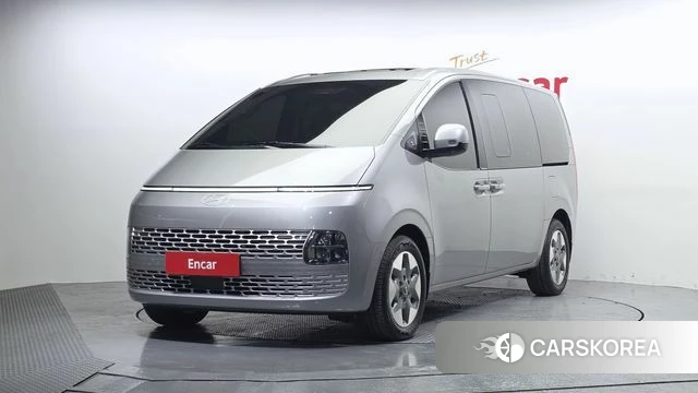 Hyundai Staria 2024 Серебряный из Кореи