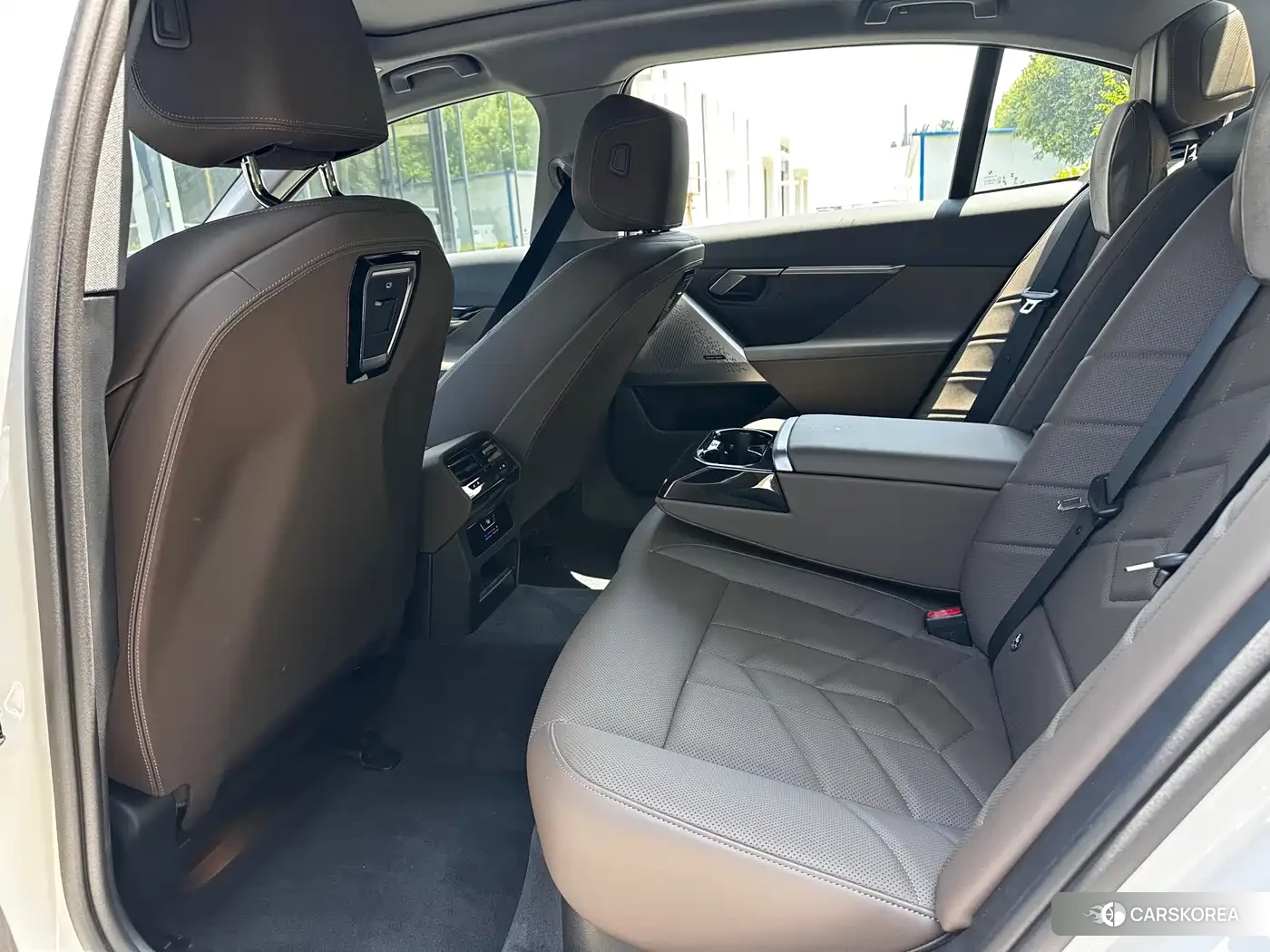 BMW 5 series id 4589268 из Китая