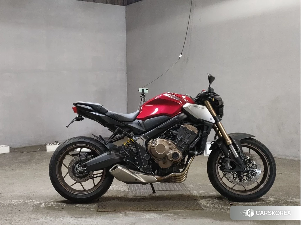Проданный Honda CB650R 2019 из Японии, фото 2
