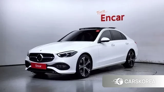 Mercedes-Benz C-Class W206 2023 Белый из Кореи