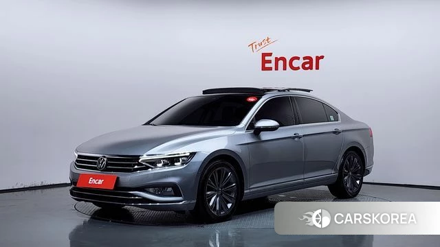 Volkswagen Passat GT (B8) 2022 Серебряный из Кореи