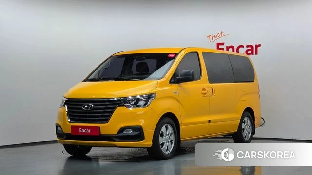Hyundai The New Grand Starex 2019 Желтый из Кореи