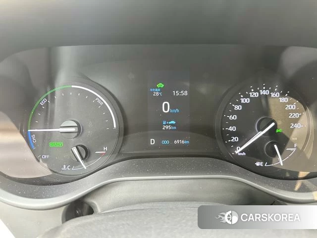 Toyota Saina 2025 Белый из Китая