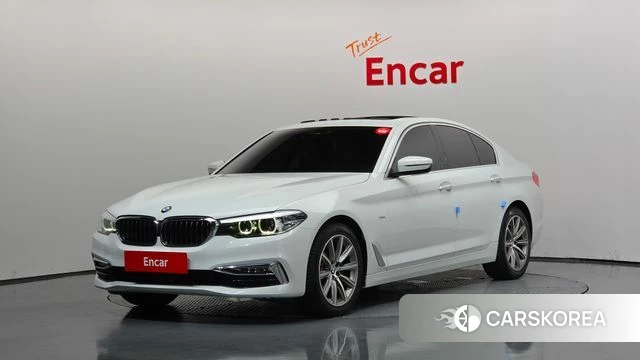 BMW 5 Series (G30) 2018 Белый из Кореи