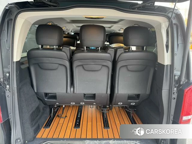 Mercedes-Benz V-class 2022 Черный из Китая