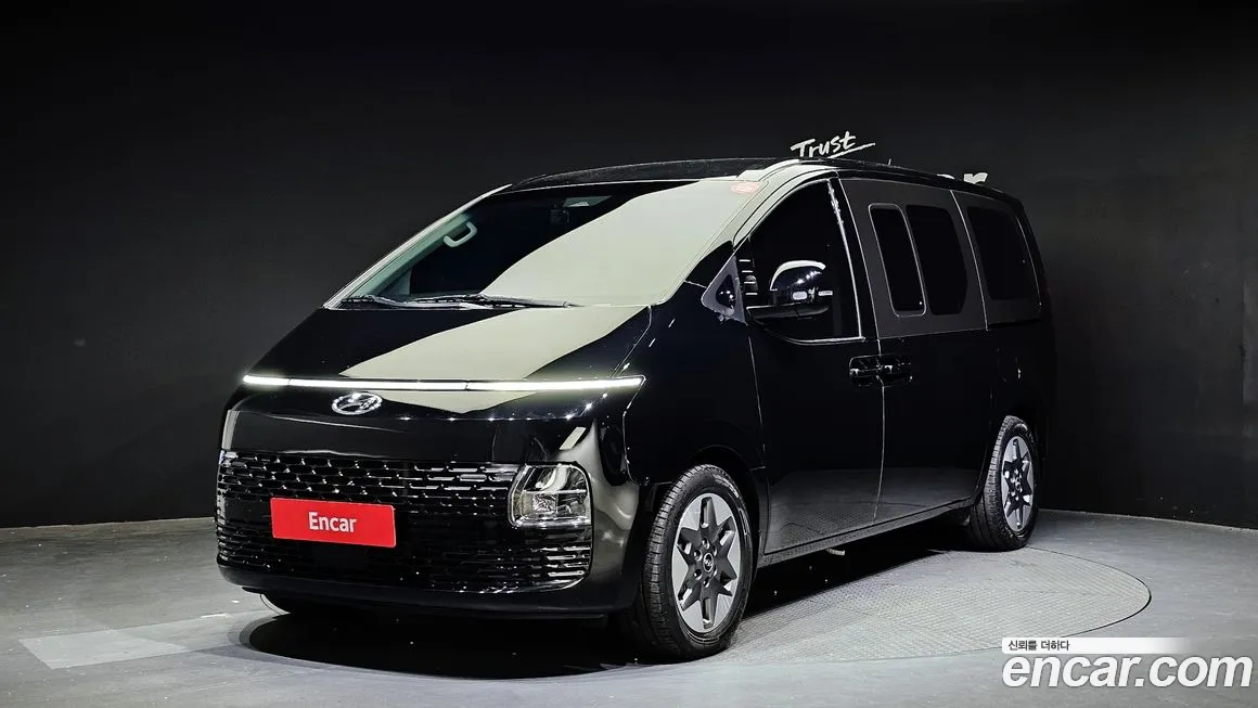 Hyundai Staria 2021 Черный из Кореи