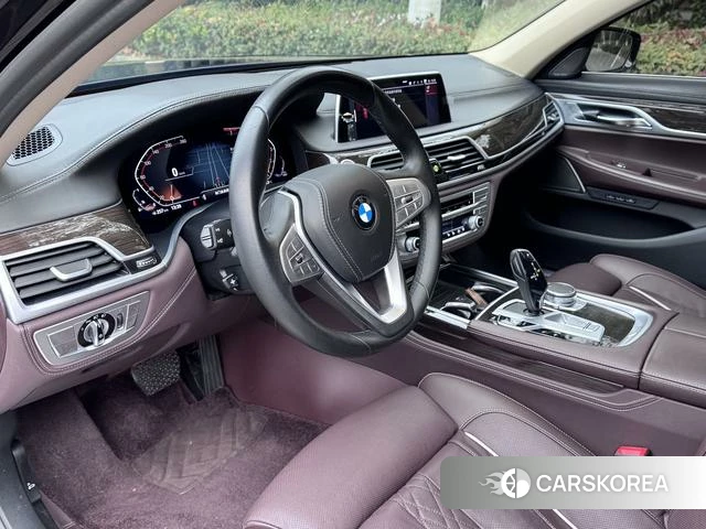 BMW 7 series 2022 Черный из Китая