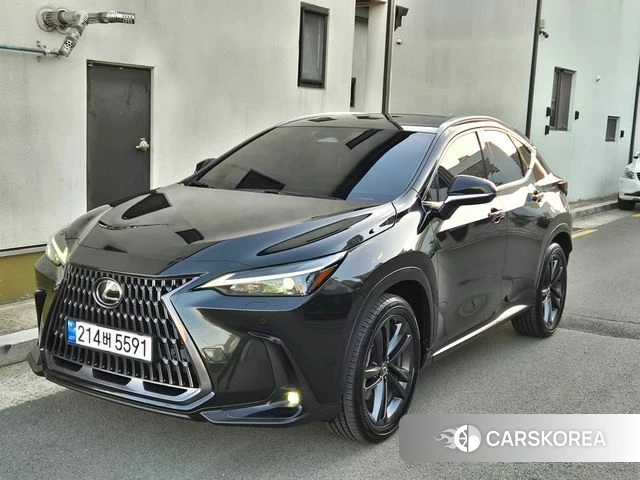 Lexus NX350h Second generation 2025 Черный из Кореи