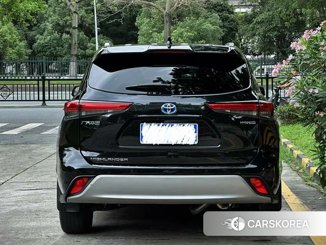 Toyota Highlander 2022 Черный из Китая
