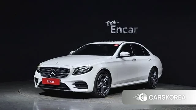 Mercedes-Benz E-Class W213 2019 Белый из Кореи