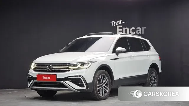 Volkswagen Tiguan Allspace 2023 Белый из Кореи