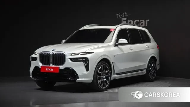 BMW X7 (G07) 2025 Белый из Кореи