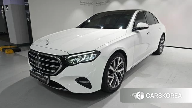 Mercedes-Benz E-Class W214 2025 Белый из Кореи