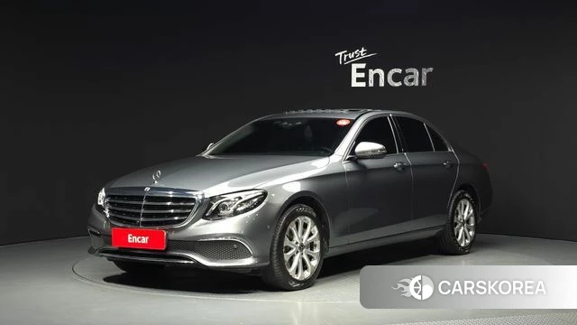 Mercedes-Benz E-Class W213 2018 Серый из Кореи