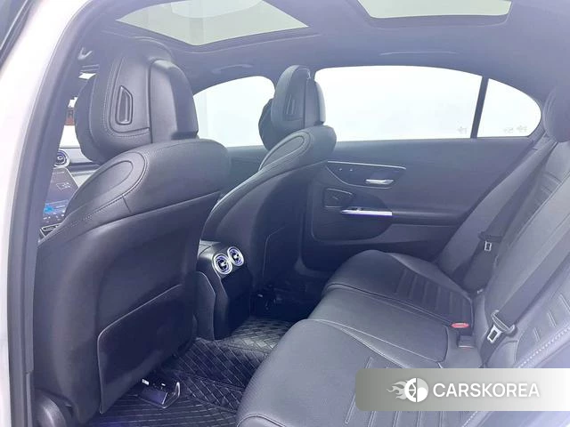 Mercedes-Benz Class C 2024 Белый из Китая
