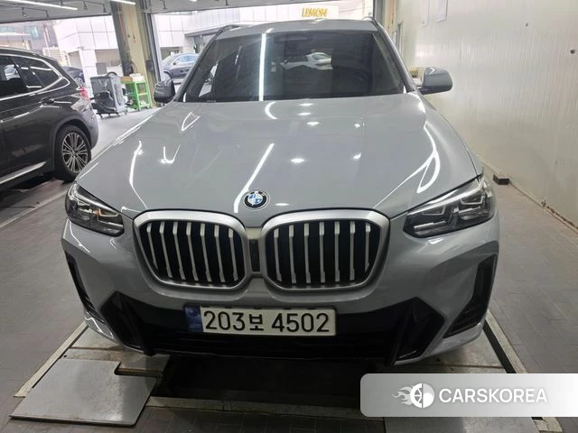 BMW X3 (G01) 2024 Цвет галактики из Кореи