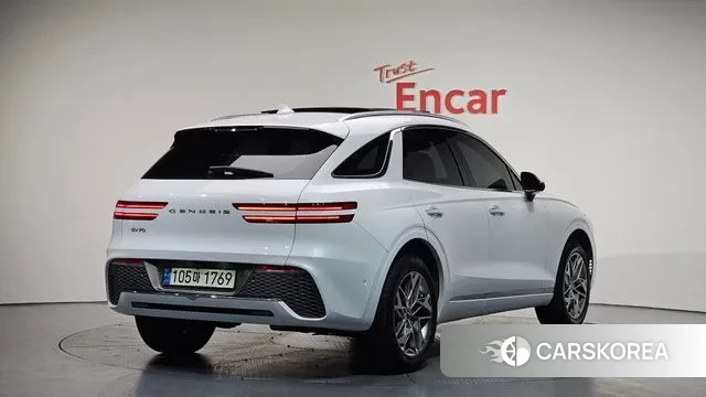 Genesis GV70 2021 Белый из Кореи