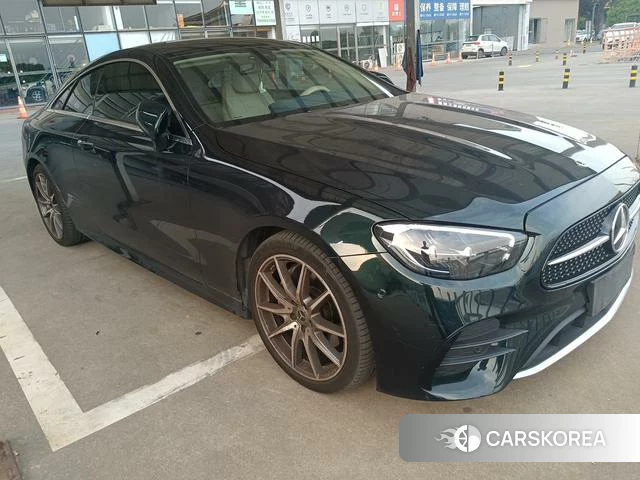 Mercedes-Benz E-class (imported) 2023 Зеленый из Китая