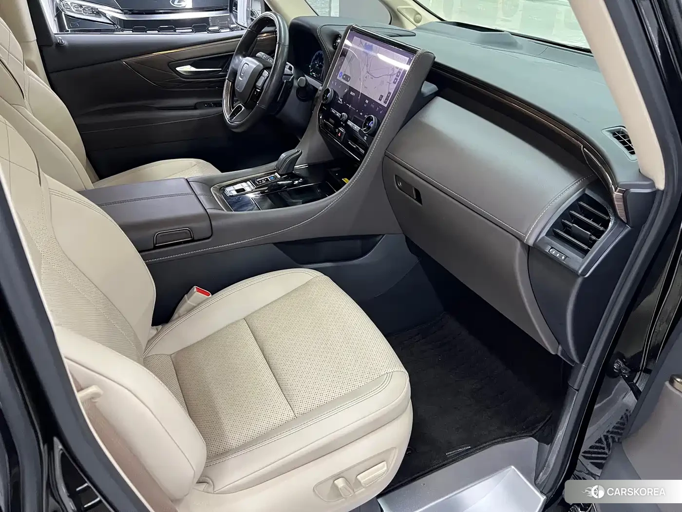 Toyota Vellfire 2023 Черный из Китая, фото 2