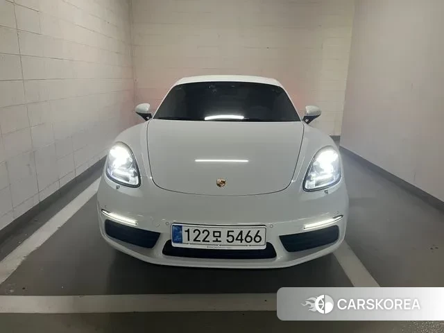 Porsche 718 Cayman 2018 Белый из Кореи
