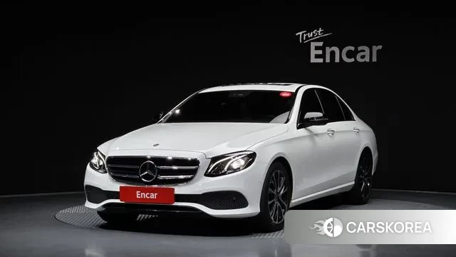 Mercedes-Benz E-Class W213 2020 Белый из Кореи