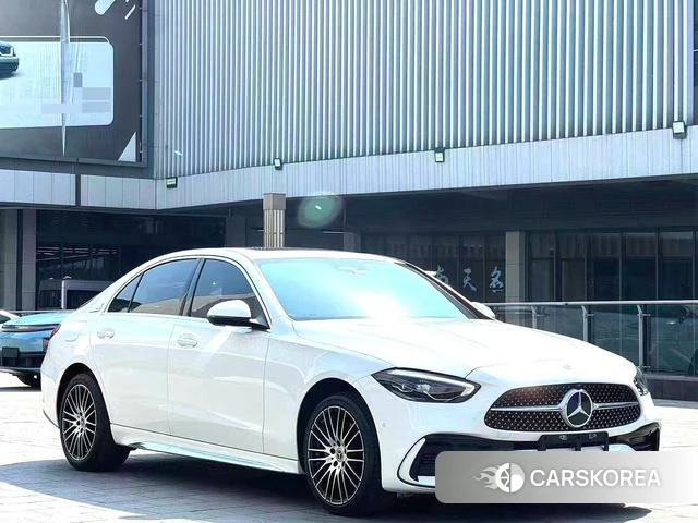 Mercedes-Benz Class C 2023 Белый из Китая