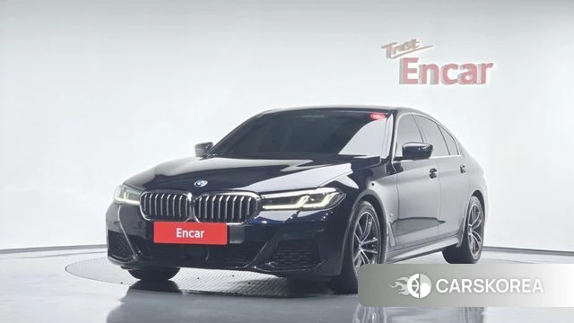 BMW 5 Series (G30) 2022 Черный из Кореи