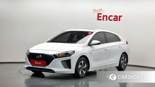 Hyundai Ionic Hybrid 2018 Белый из Кореи
