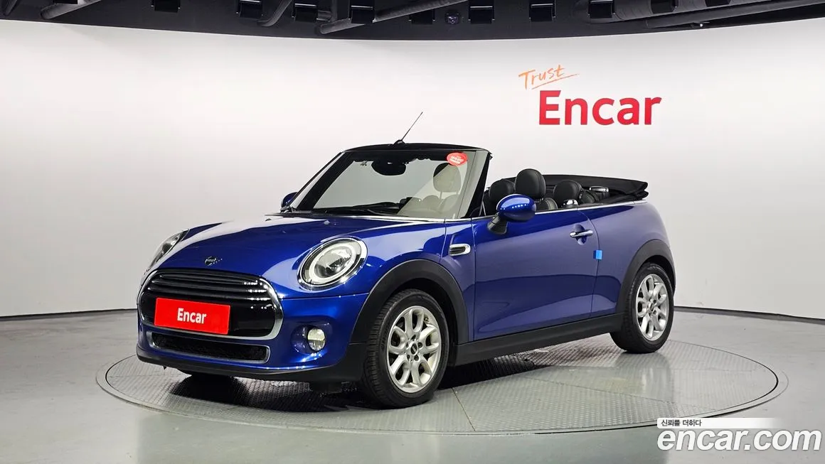 Mini Cooper Convertible 2019 Синий из Кореи