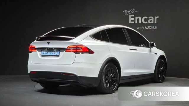 Tesla Model X 2020 Белый из Кореи