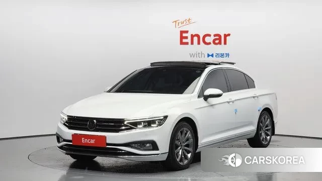 Volkswagen Passat GT (B8) 2022 Белый из Кореи