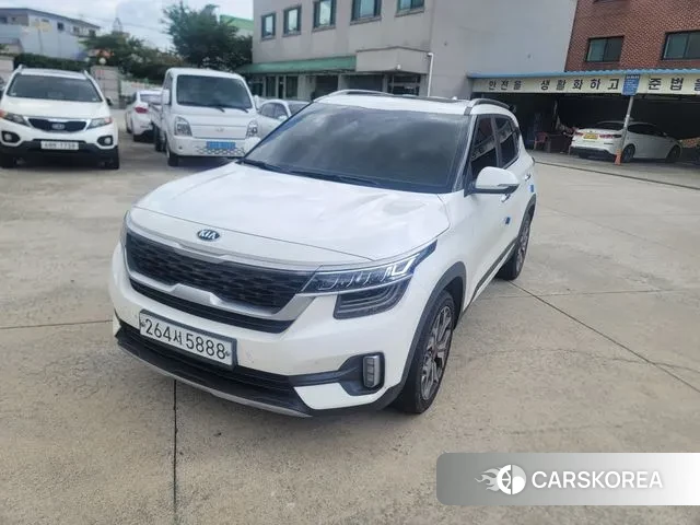Kia Seltos 2019 Белый из Кореи