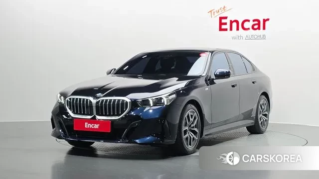 BMW 5 Series (G60) 2025 Черный из Кореи