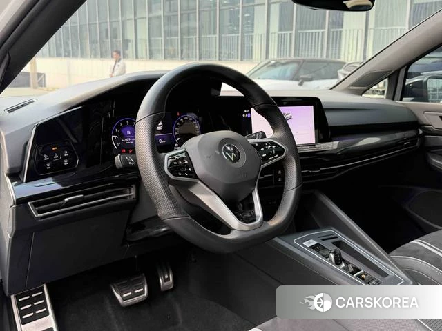 Volkswagen Golf 2022 Белый из Китая